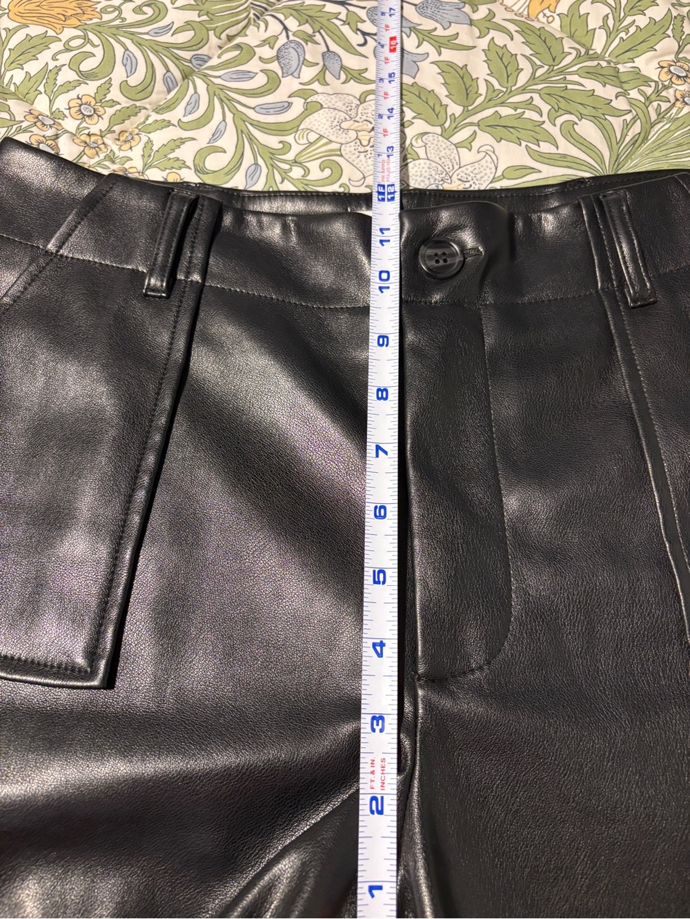 Avec Les Filles Black Faux Leather Wide Leg Cropped Pants w/Front Pockets S - Picture 8 of 10